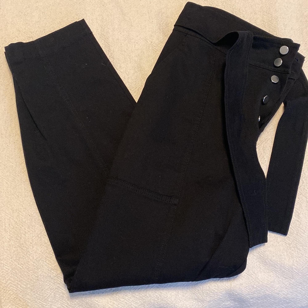 bar III Black Tie-Front Tapered Pants